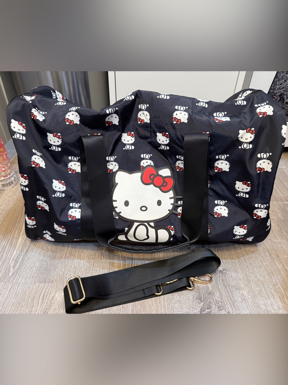 New without tags Hello Kitty Black and Red Bow Pattern Weekender Bag